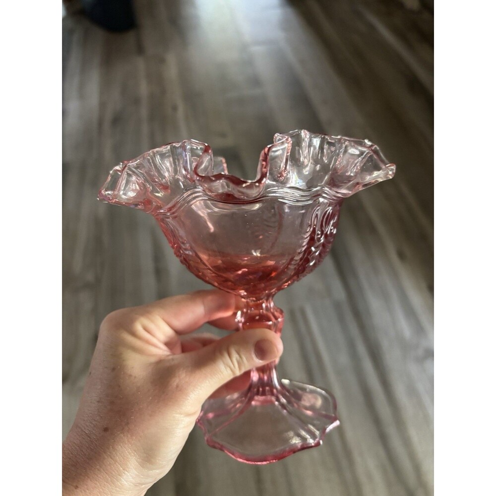 Country rose colored vintage Fenton Art Glass  compote dish
